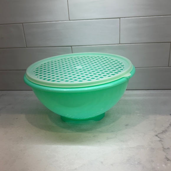 Tupperware Other - Tupperware Mint Green Colander with Lid